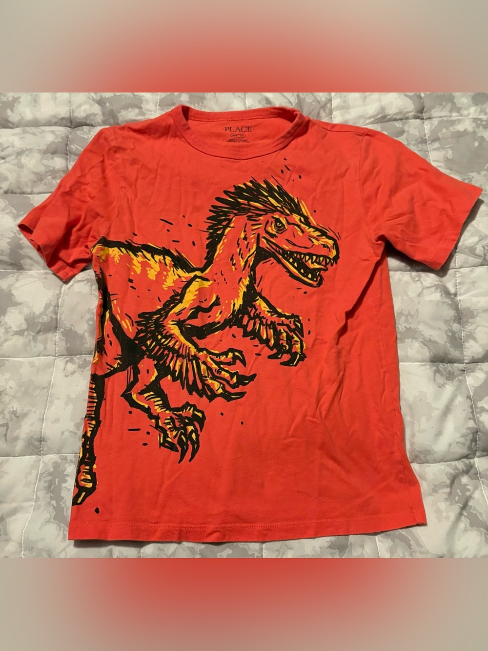 The children’s place boys size M 7 to 8 year dinosaur top